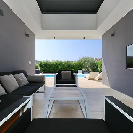 Villa Homes4you K3 *