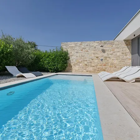 Homes4you K3 Villa *